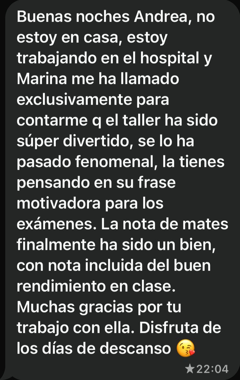 Mensaje de un padre contando que su hija sacó un bien en matemáticas y que ahora pide clases sin dudarlo porque le gusta hablar con la profesora